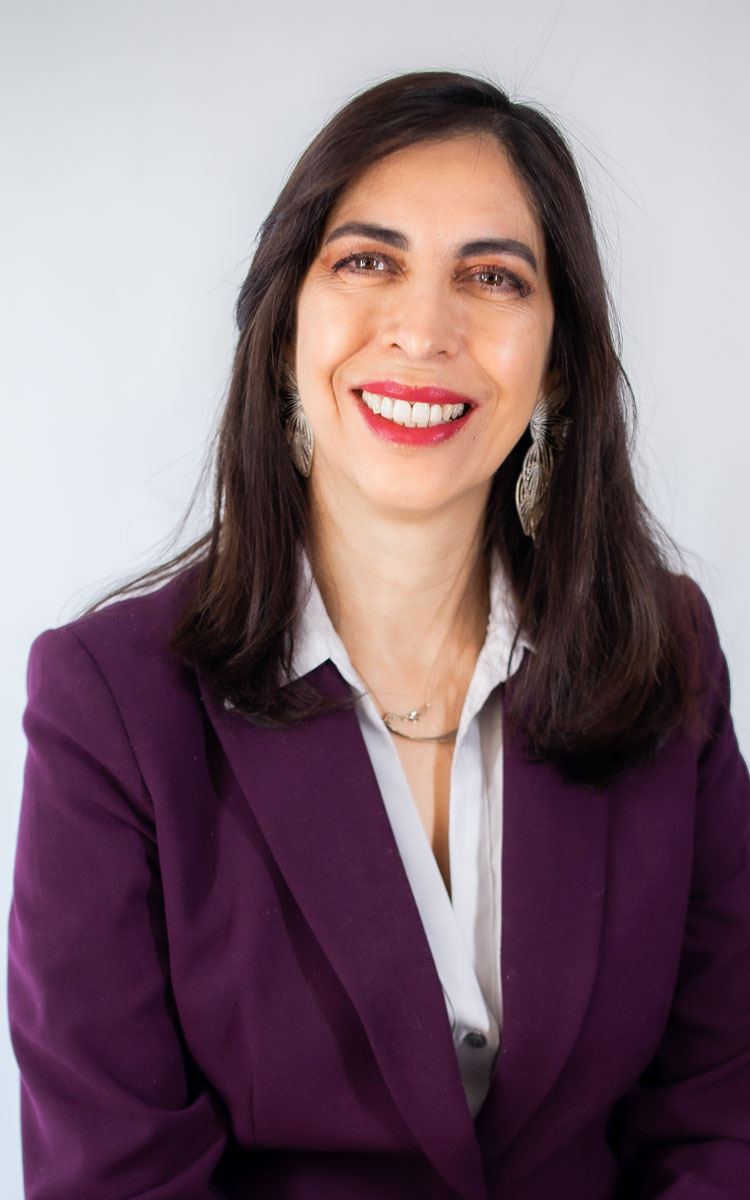 Mtra. Adriana Pérez